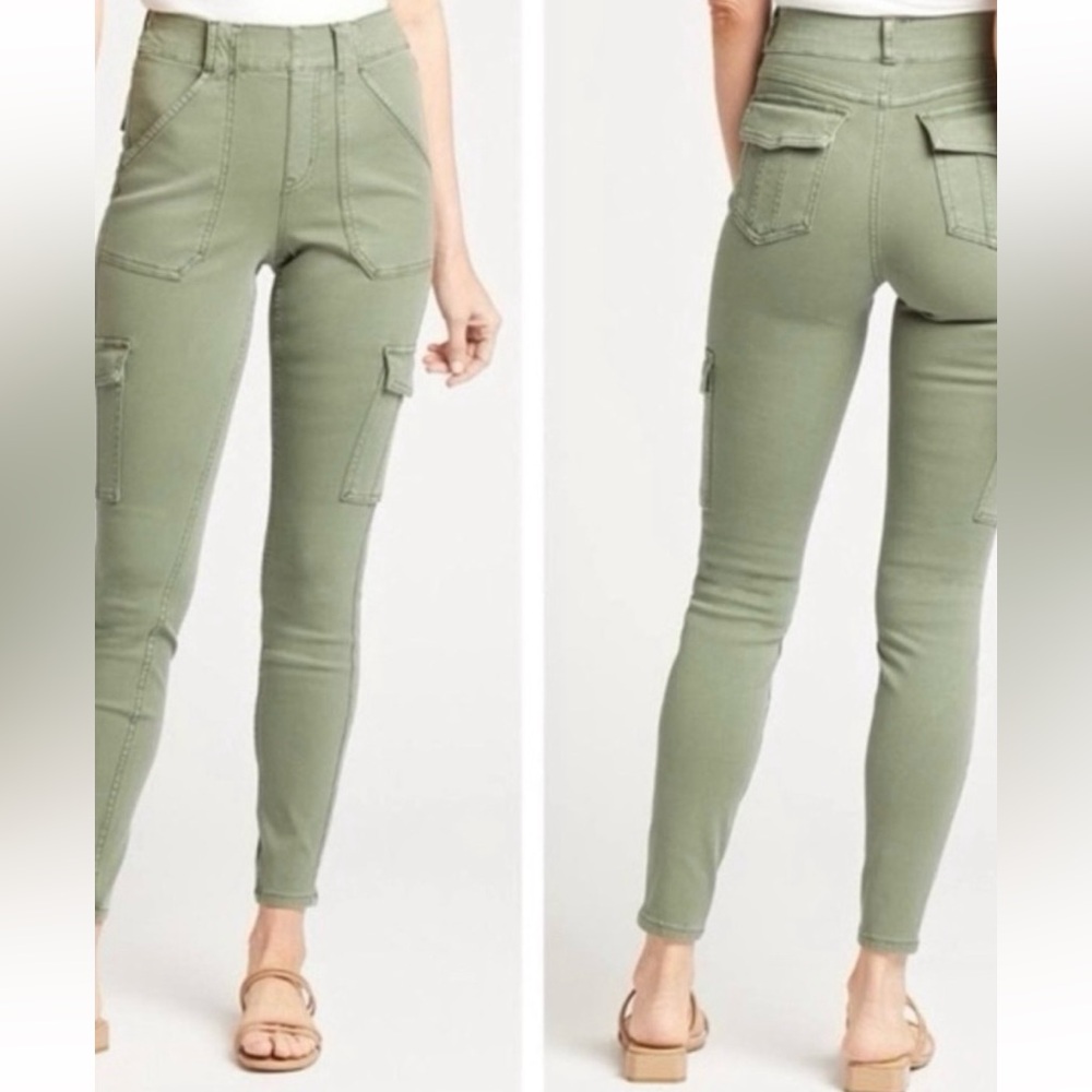 Spanx's cropped cargo